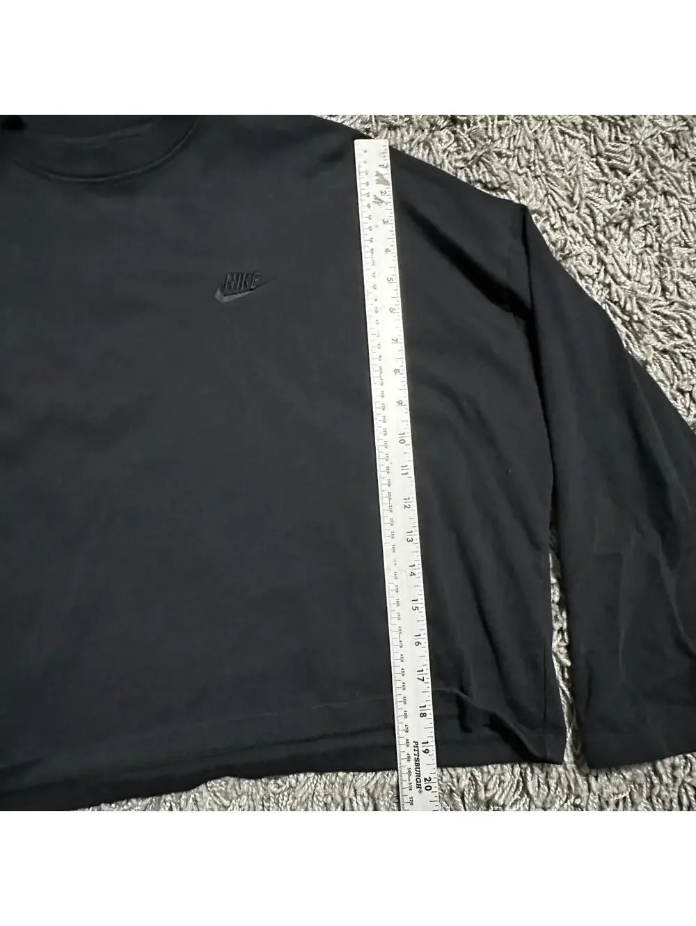 Nike Black Embroidered Lightweight Cropped Women's Crewneck Size XL